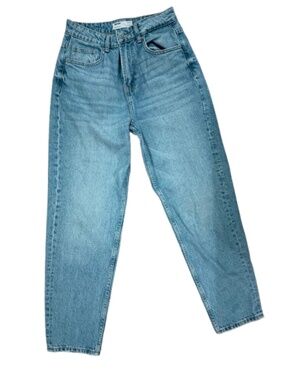 Bershka Dad Fit Jeans Medium Wash Straight Leg Size 4 High Rise
